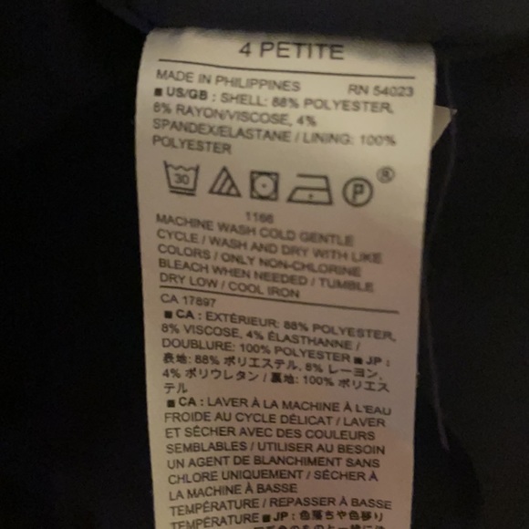 Banana Republic Petite Skirt, Size 4P - Picture 4 of 4